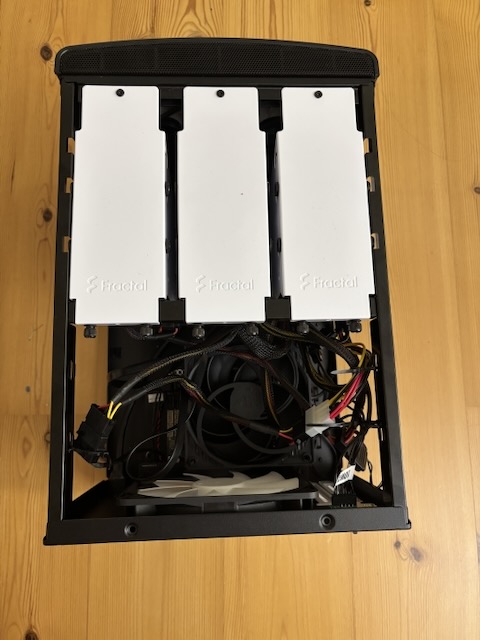 Overview of the case, showing a confusing mess of cables